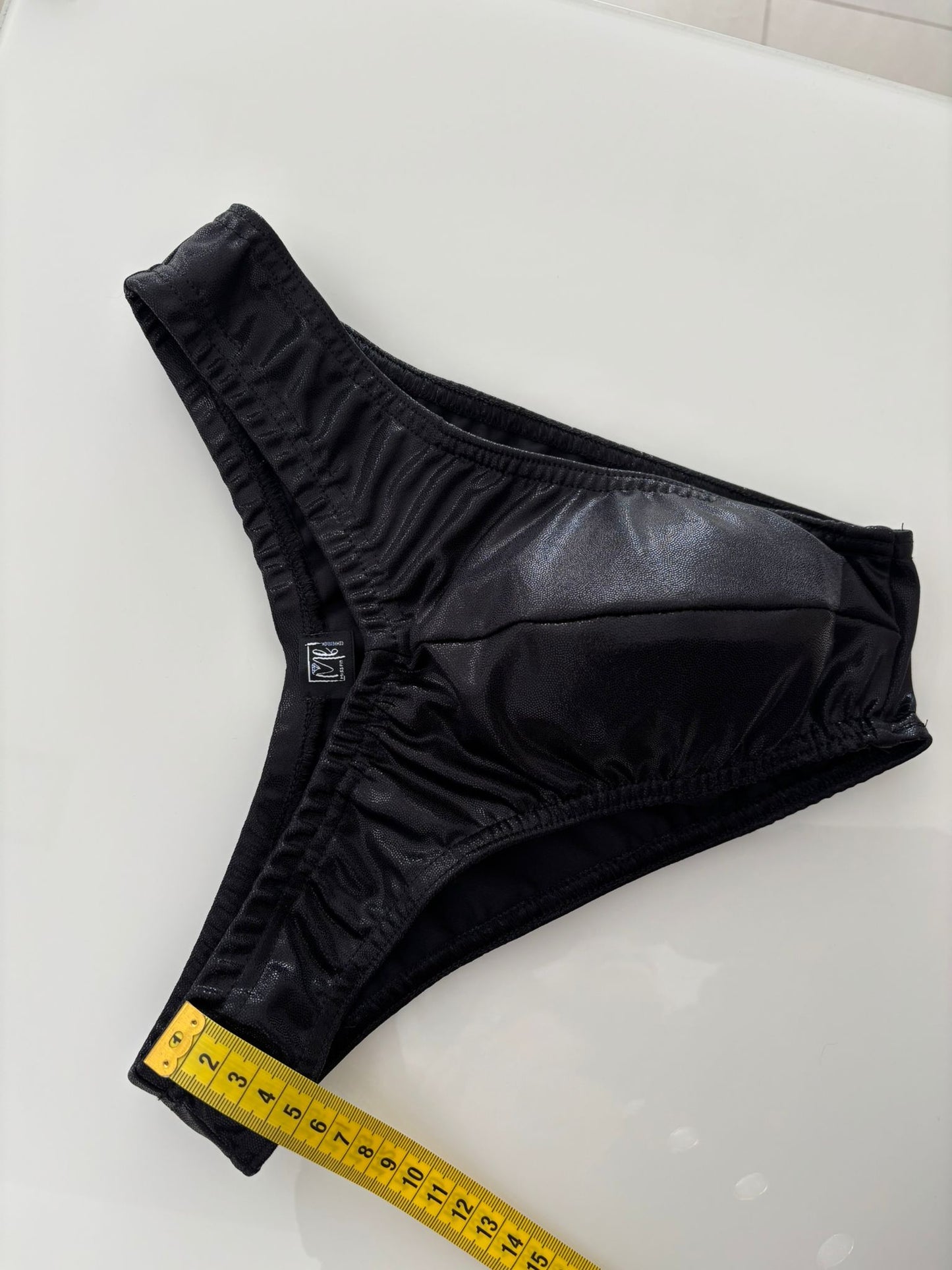 Black Panties NPC Classic Physics Corte V